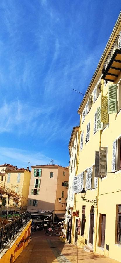 Joli studio mezzanine, à 2 pas de la plage Mentone Esterno foto